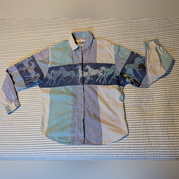 I love cowboys Tops - Vintage Horse Embroidery Button Down